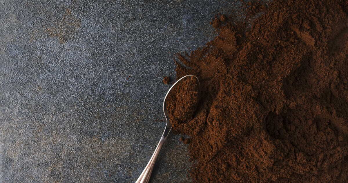 Le marc de café : ami ou ennemi de vos canalisations ?