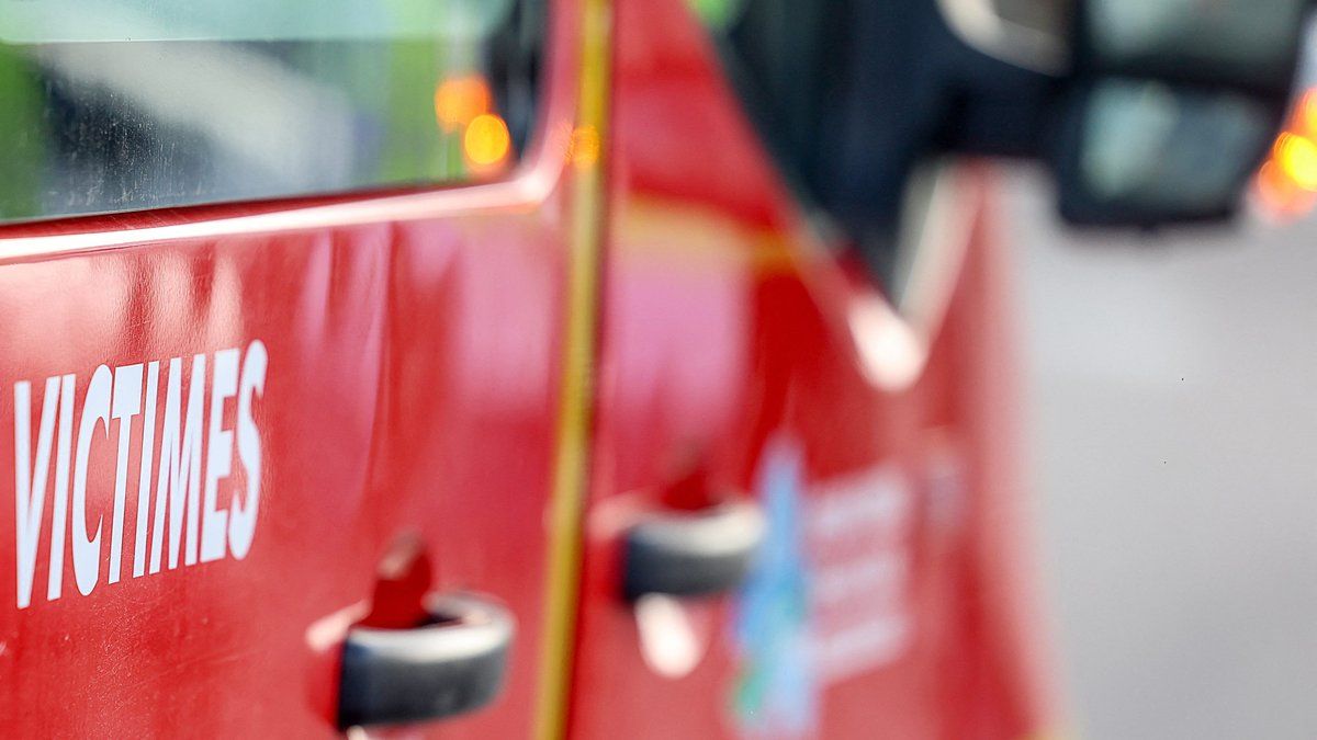 Incendie nocturne dans une concession automobile à Toulouse : plusieurs véhicules touchés