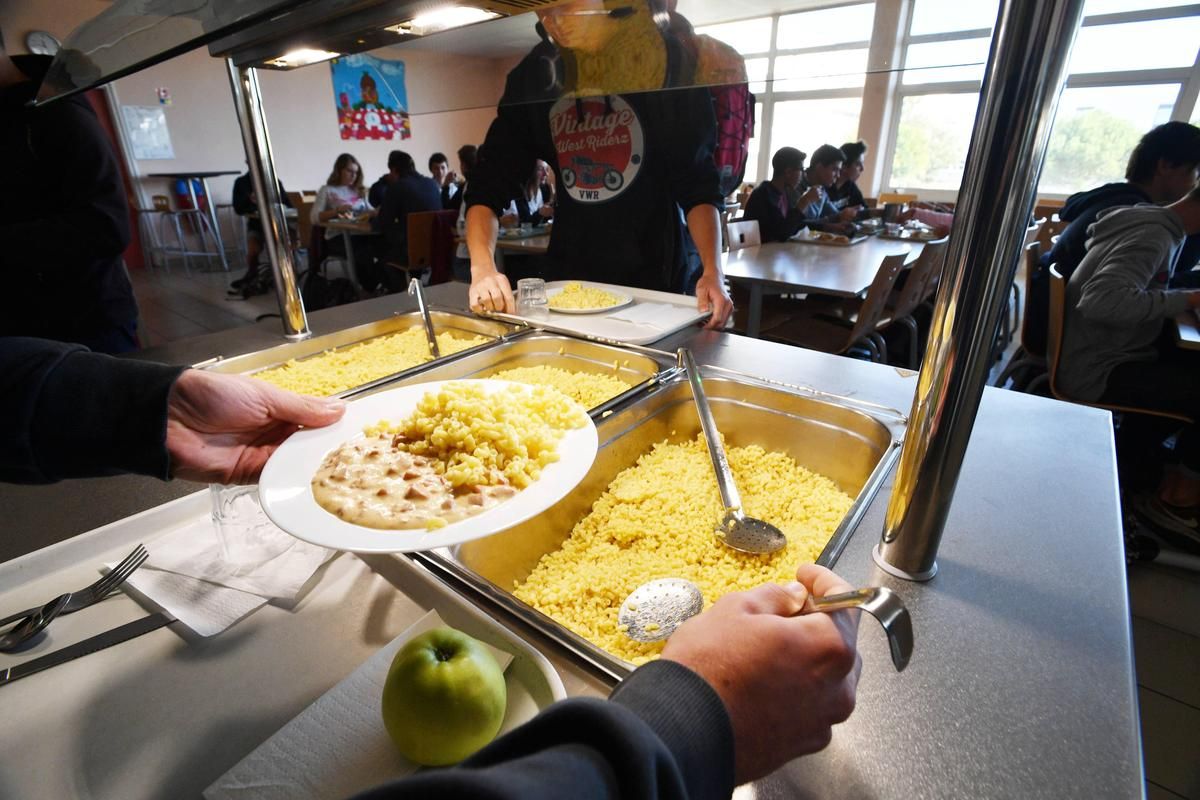 Restauration scolaire : une révolution tarifaire pour les lycéens en Nouvelle-Aquitaine