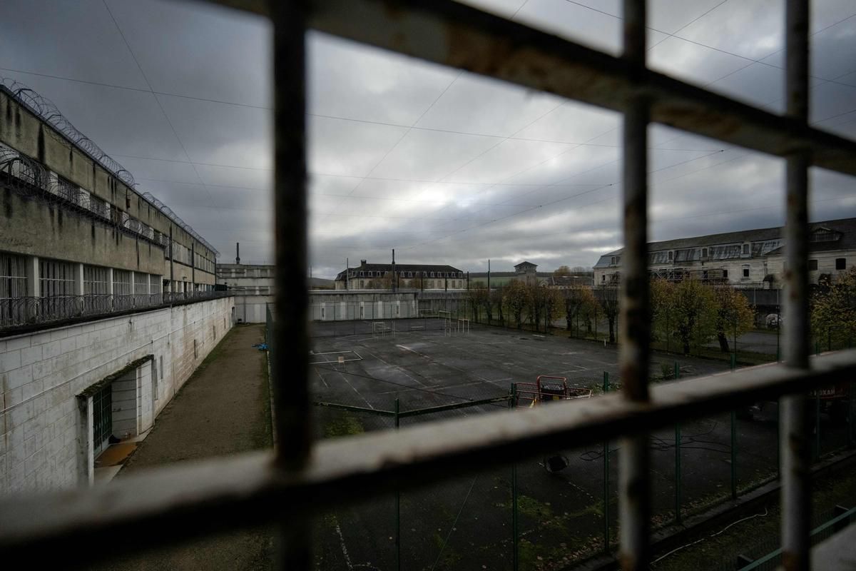 Détention d'un jeune homme accusé de viol et d'agressions sexuelles sur mineures dans les Yvelines