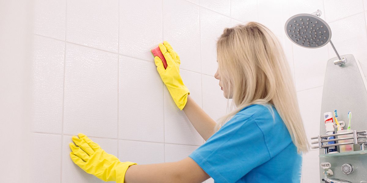 des joints de carrelage comme neufs en 6 astuces de grand-mère