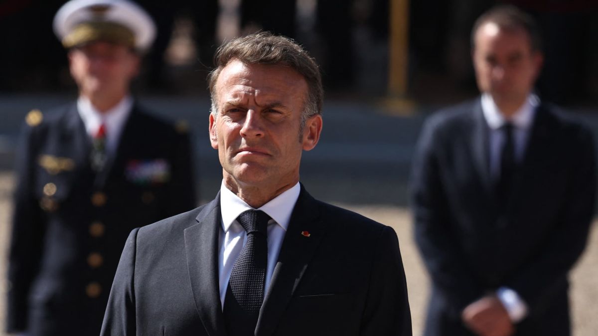 Emmanuel Macron commémore l'appel du 18-Juin au Mont Valérien