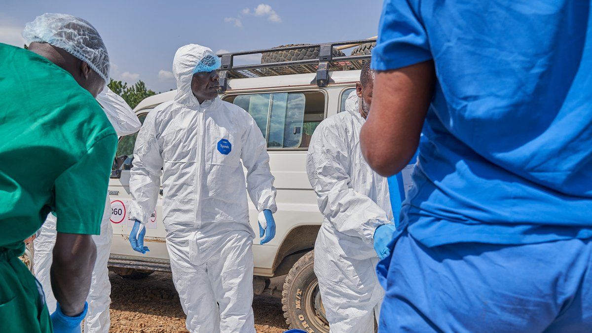 Ebola : un cas détecté en France, retour d'un médecin humanitaire