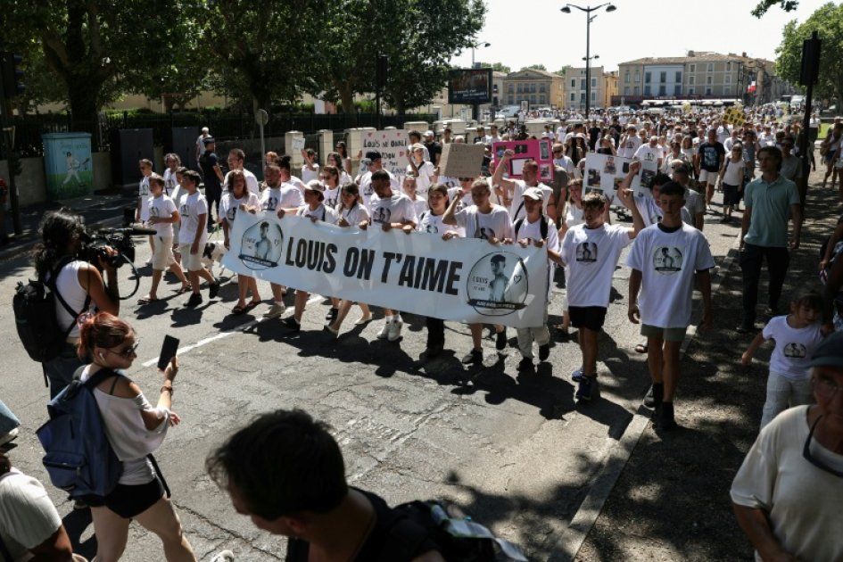 Une marche blanche à Carcassonne pour Louis, 17 ans, victime d'un guet-apens tragique