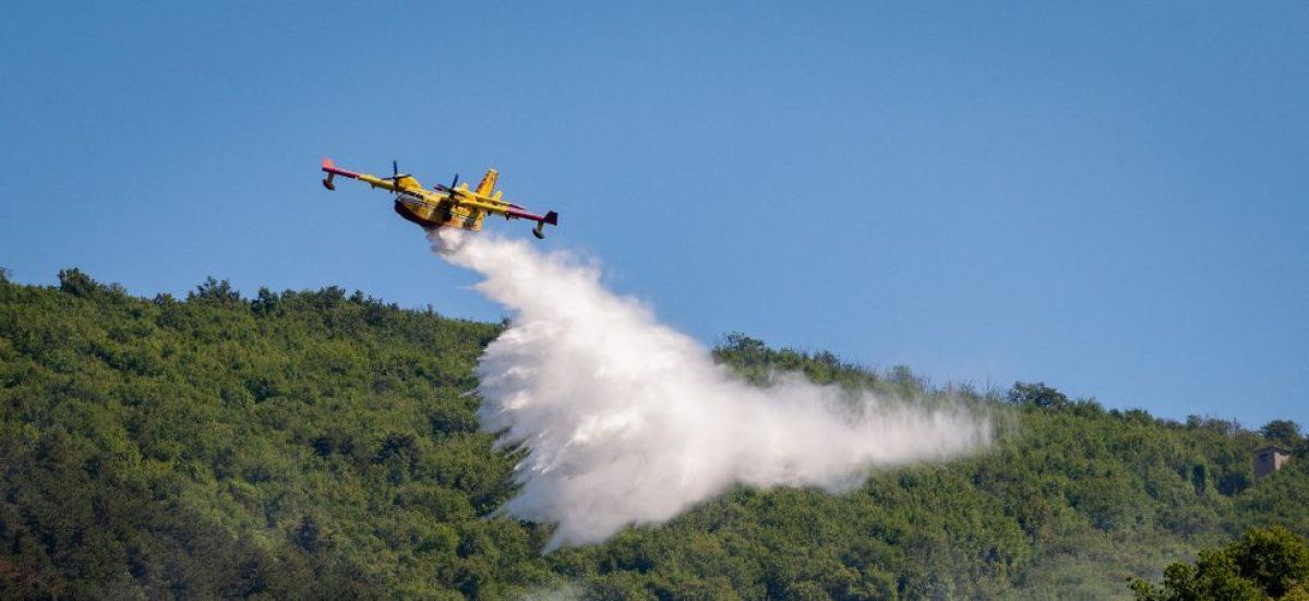 Les moyens aériens des pompiers face aux incendies : une flotte vieillissante en question