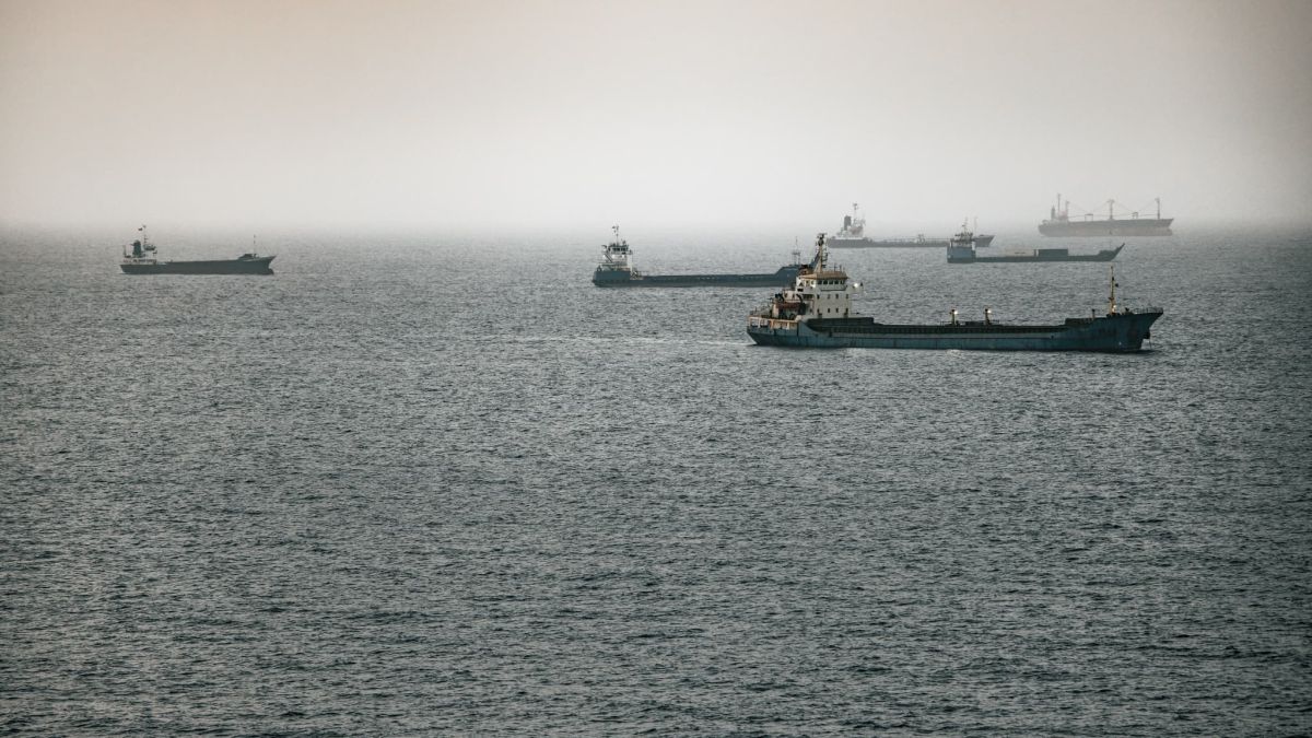 Tanker attaqué dans le détroit d'Ormuz : tensions croissantes dans la région