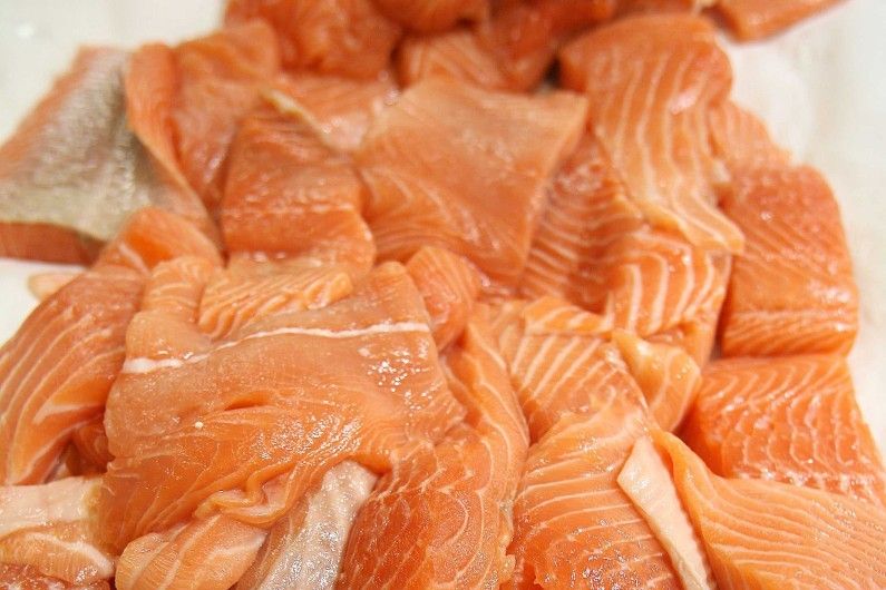 Rappel de saumon : le danger de la listeria frappe Grand Frais