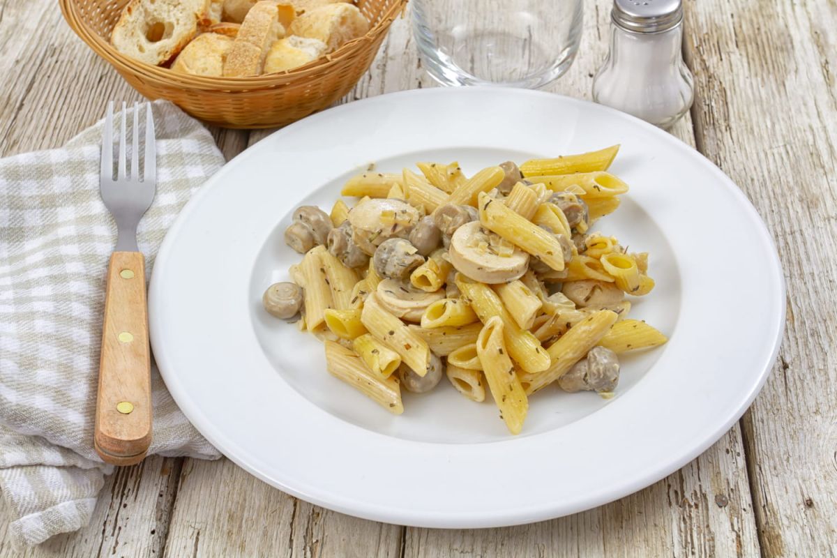 Les secrets de la recette parfaite des pâtes aux champignons de Laurent Mariotte