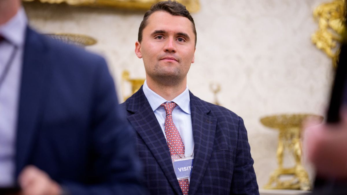 Vers un procès pour l'assassinat de Charlie Kirk : la décision imminente