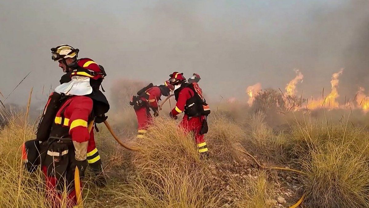 Un incendie dévastateur frappe le sud de l'Espagne : un bilan tragique s'alourdit
