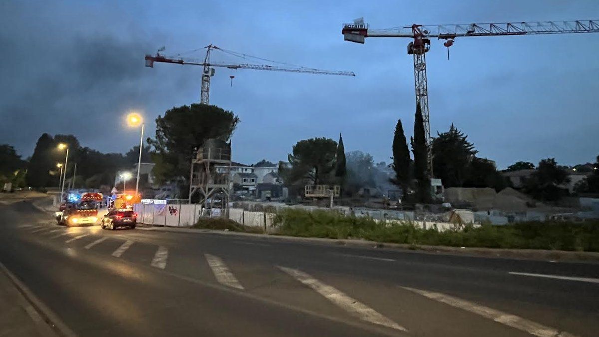 Incendie spectaculaire sur un chantier à Montpellier : la grue enflamme le ciel