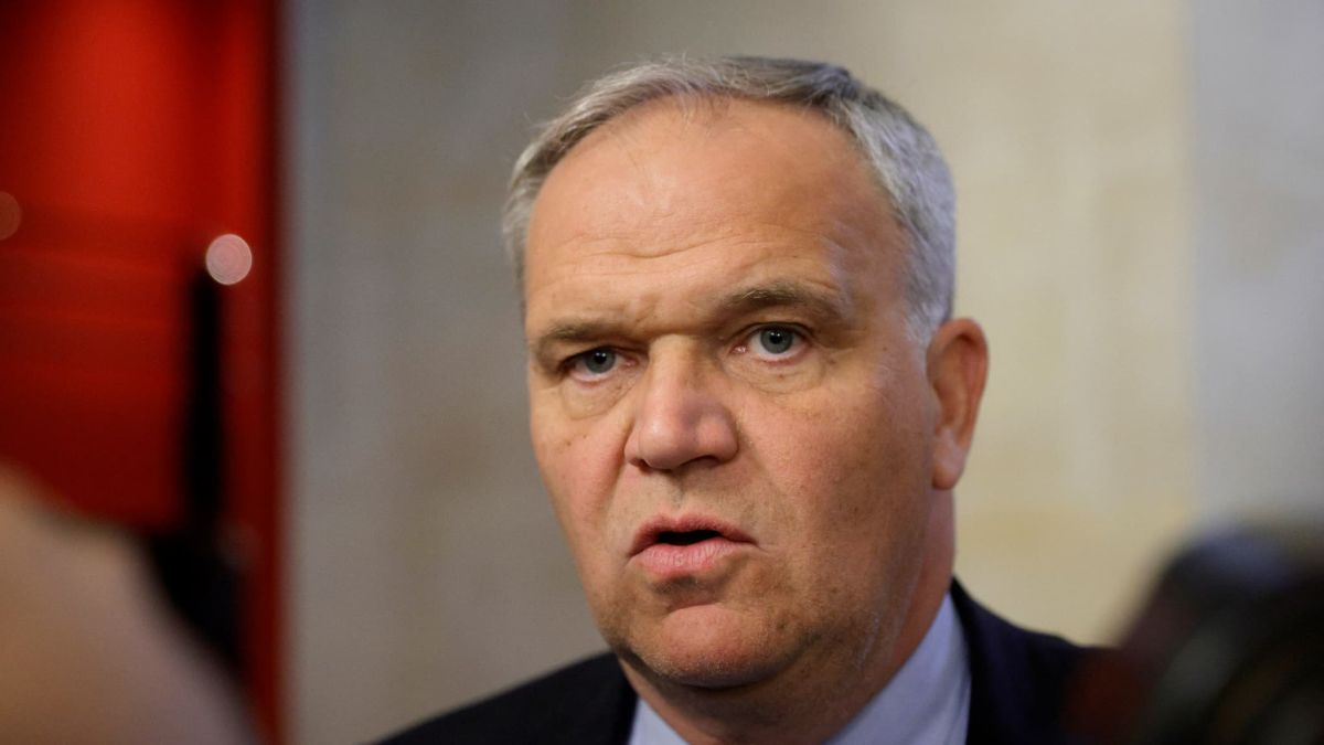 François-Noël Buffet défend sa nomination face aux critiques : indépendance garantie ou promesses évanescentes ?